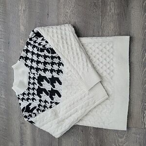 VENUS Houndstooth Sweater Size XS